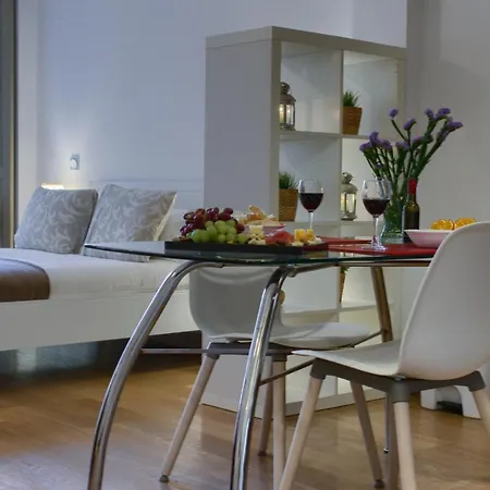 Apartment Lyrioshomes Apartamento Estudio La Biznaga