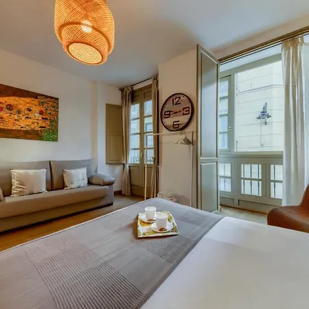 Lyrioshomes Apartamento Estudio La Biznaga Apartment Malaga